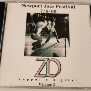 Led Zeppelin: Freakin' At Newport, Part 1 - Newport Jazz Festival July 6, 1969 Live Concert (1CD)