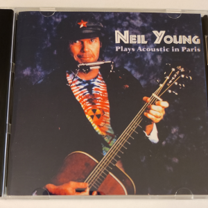 Neil Young; Plays Acoustics In Paris L'ElysŽe Monmarte, Paris, France December 11, 1989 Live Concert (1CD)