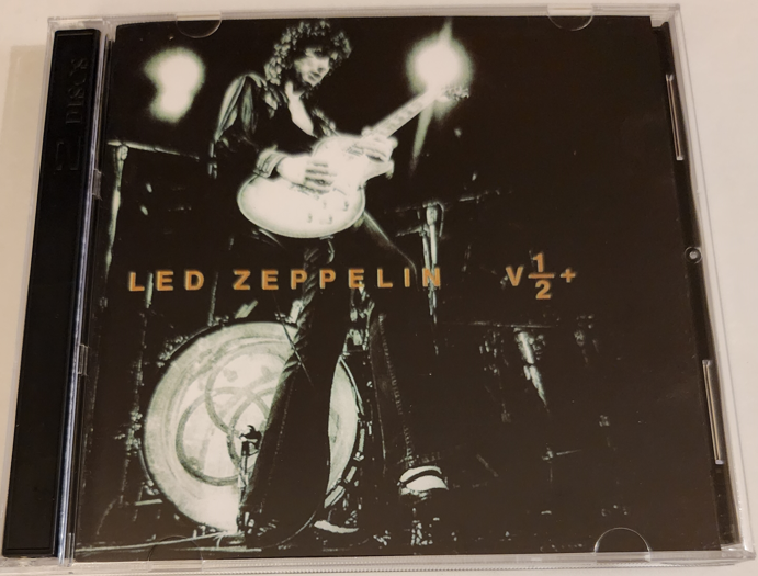 Led Zeppelin: V 1/2 + Center Coliseum, Seattle, WA July 17, 1973 Live Concert (2CD)